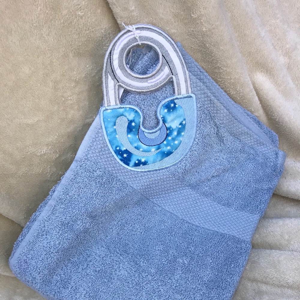 Embroidered Diaper Bath Hanging Towel